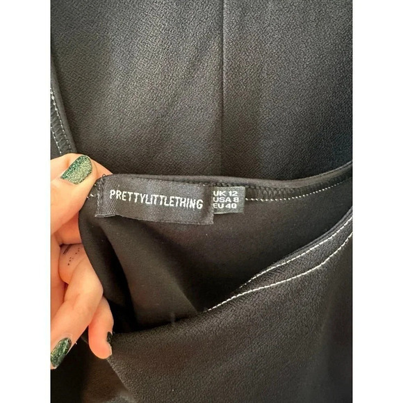 PrettyLittleThing Women’s size 8 black two piece set - Picture 4 of 7